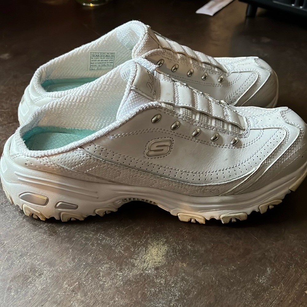 Women sneaker used.